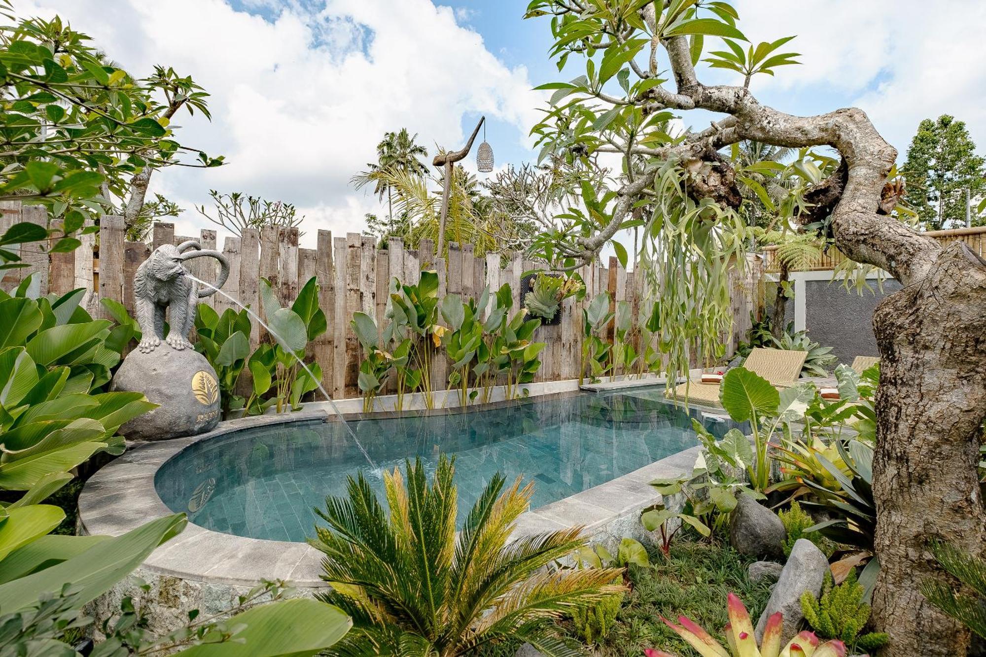 Ratni Ubud Villa Экстерьер фото