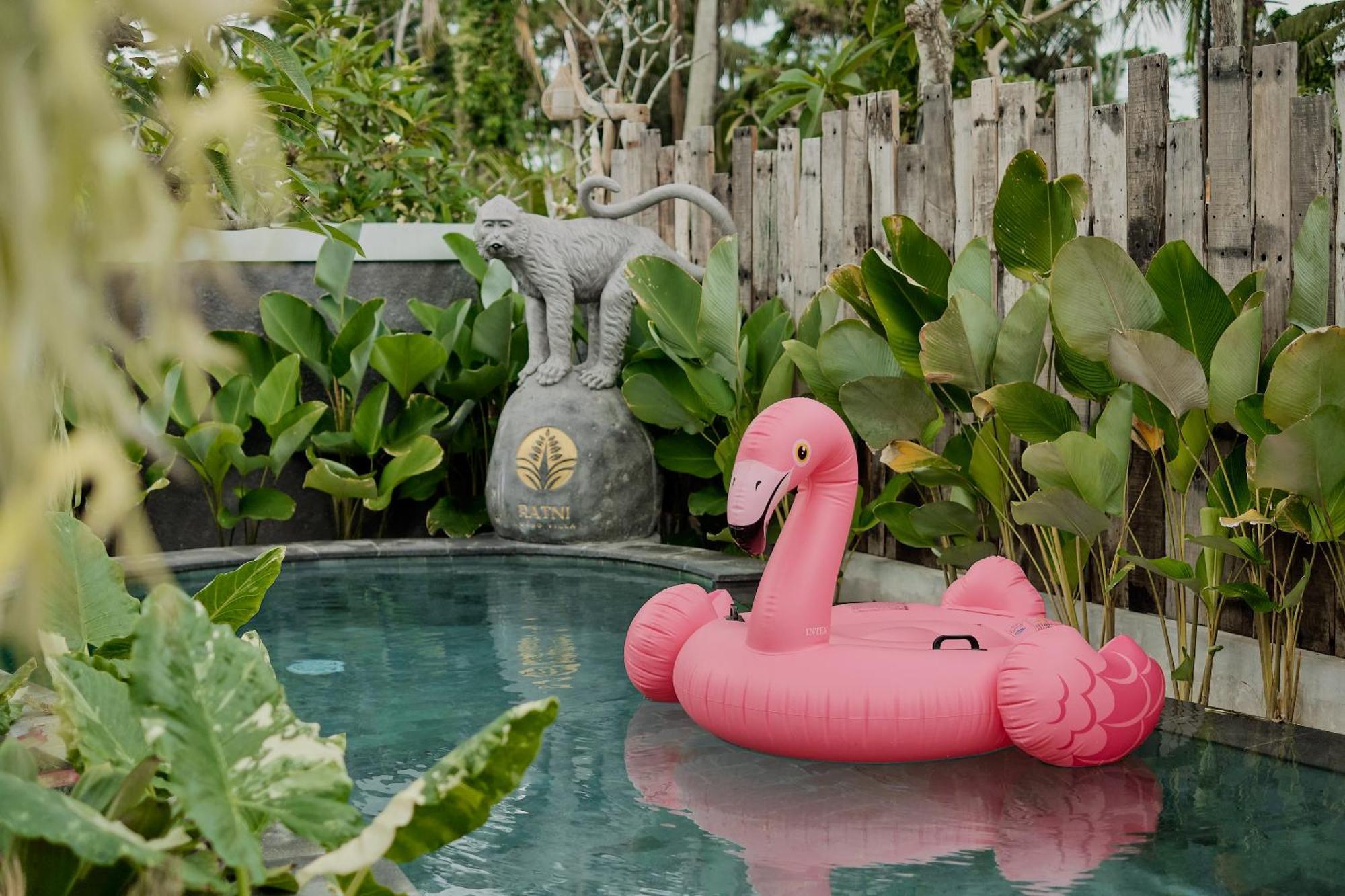 Ratni Ubud Villa Экстерьер фото